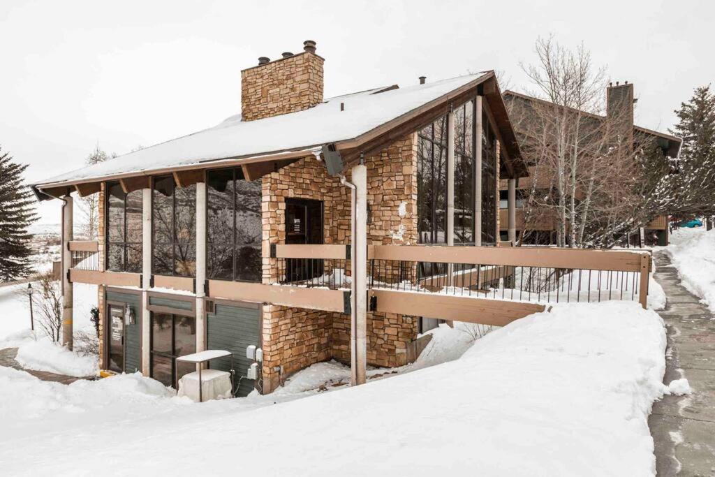 Cozy Top Floor Condo With Mountain Views Park Stadt Exterior foto